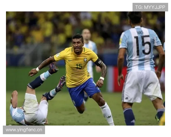 保利尼奥中场风格解析:攻守兼备与稳健表现 保利尼奥中场风格解析:攻守兼备与稳健表现